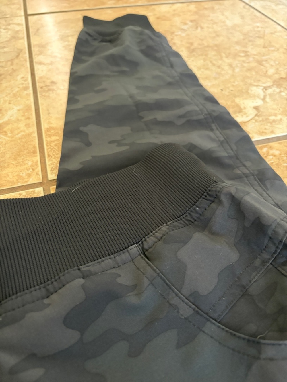 Kyodan Black Camo Jogger Sweatpants - Picture 2 of 3